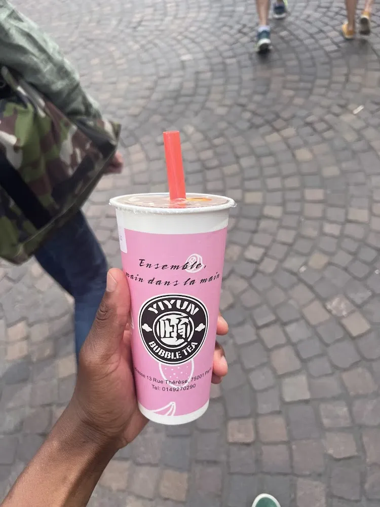 Bubble Tea Lait Pêche Perles de Tapioca Et Perles D’algues Sucrée
